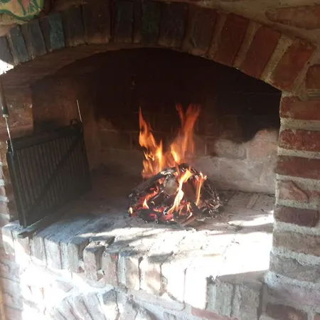 - Petra Preradovica 2k Betina (Sibenik-Knin)